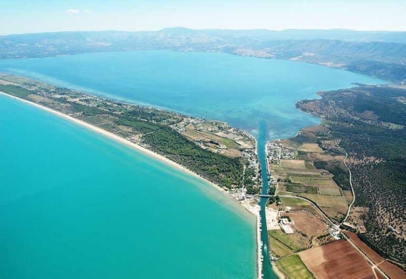 Wide sandy beach at Marina di Lesina